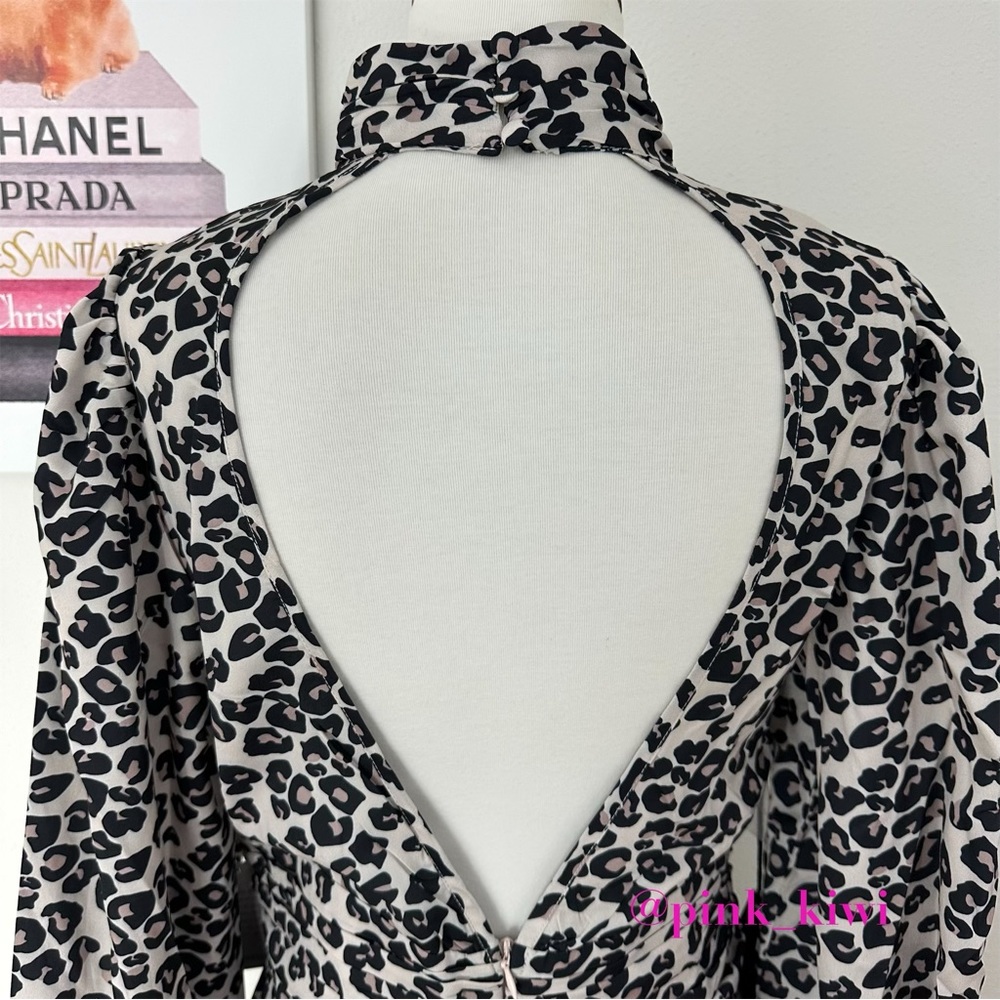 Area Stars Leopard Print Keyhole Dress - Picture 13 of 17